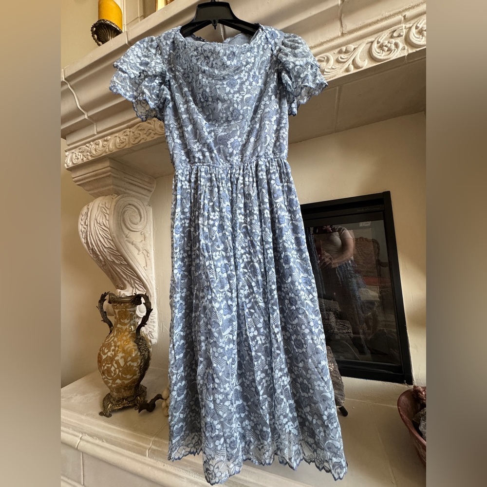 Vintage Leslie Fey Lavender - Blue Lace Dress size Small